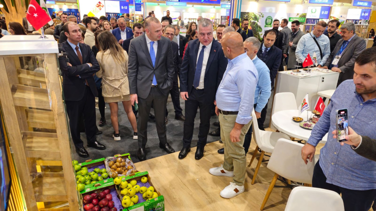 Berlin’de Fruit Logistica Fuarı’na 75 Türk firma katıldı